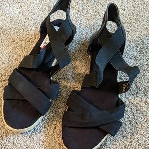 Giani Bernini black sandals.  Like new